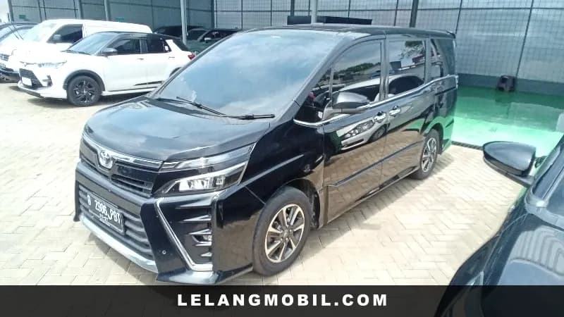 2024 TOYOTA VOXY