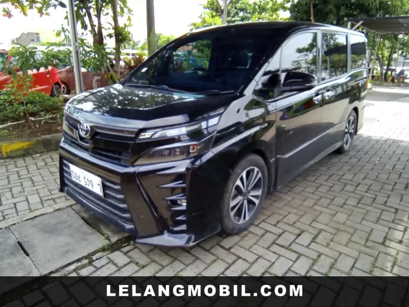 2016 TOYOTA VOXY