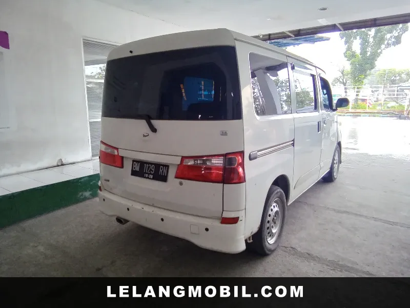 DAIHATSU LUXIO - View 3