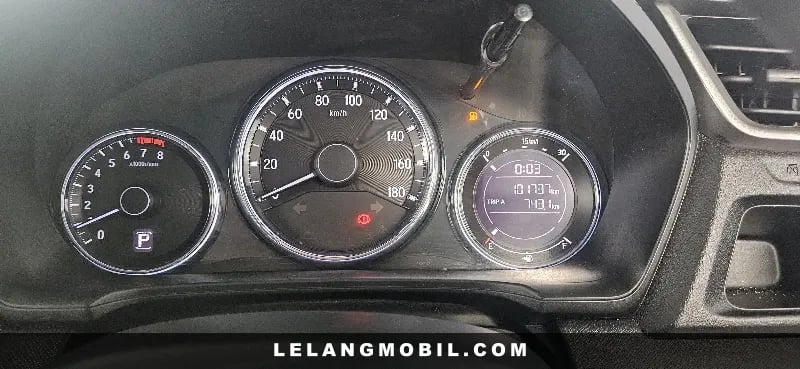 HONDA BR V - View 7