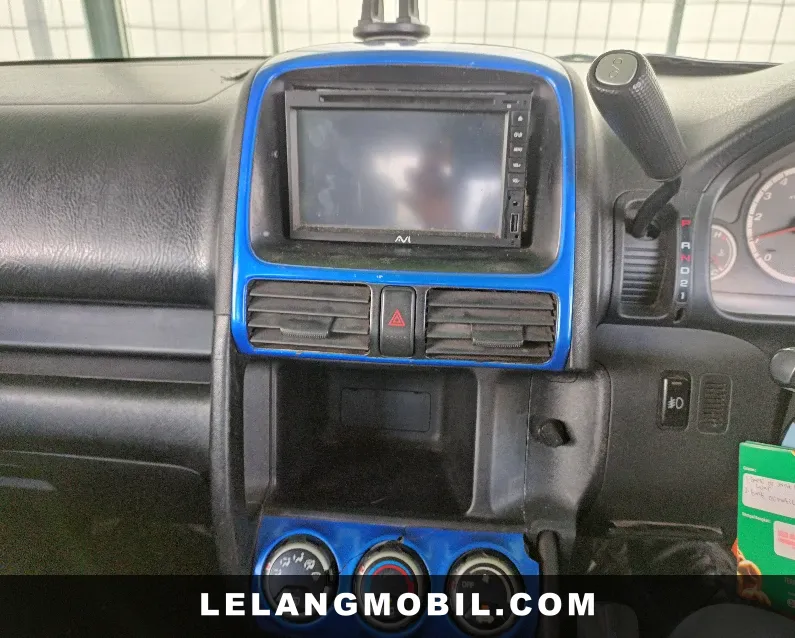 HONDA CR V - View 9