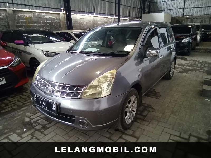 NISSAN LIVINA - View 1