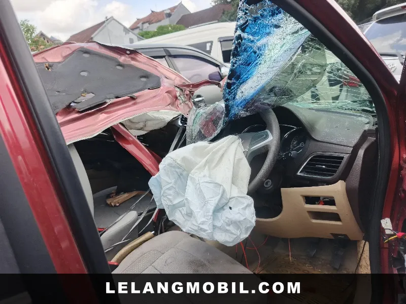 WULING CONFERO - View 5